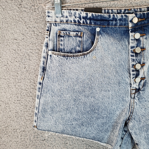 Blanknyc High Rise Exposed Button Fly Cut Off Raw Hem Denim Jean Shorts Sz 30 - Picture 2 of 11